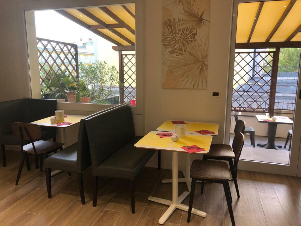 Lilium Maris Hotel Bibione Exterior foto